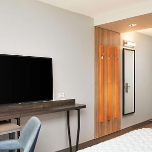 King Room Hearing Access